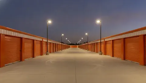 Self storage site direction